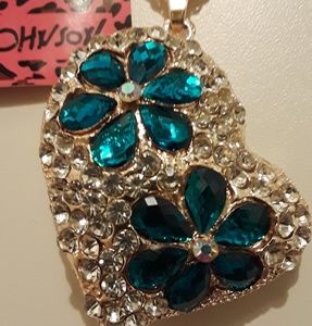 Betsey Johnson fluffy heart, brand-new